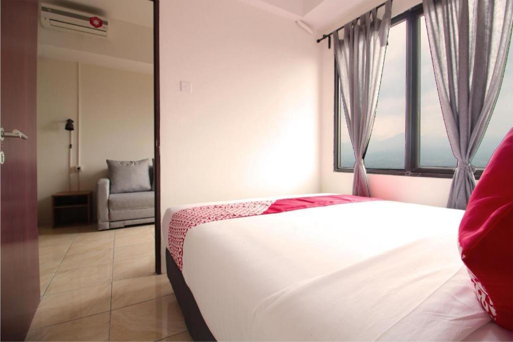 Super Oyo Capital O 483 Tamansari Panoramic Bandung Hotel Luaran gambar